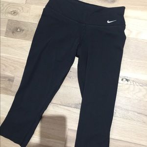 Nike crop workout pants